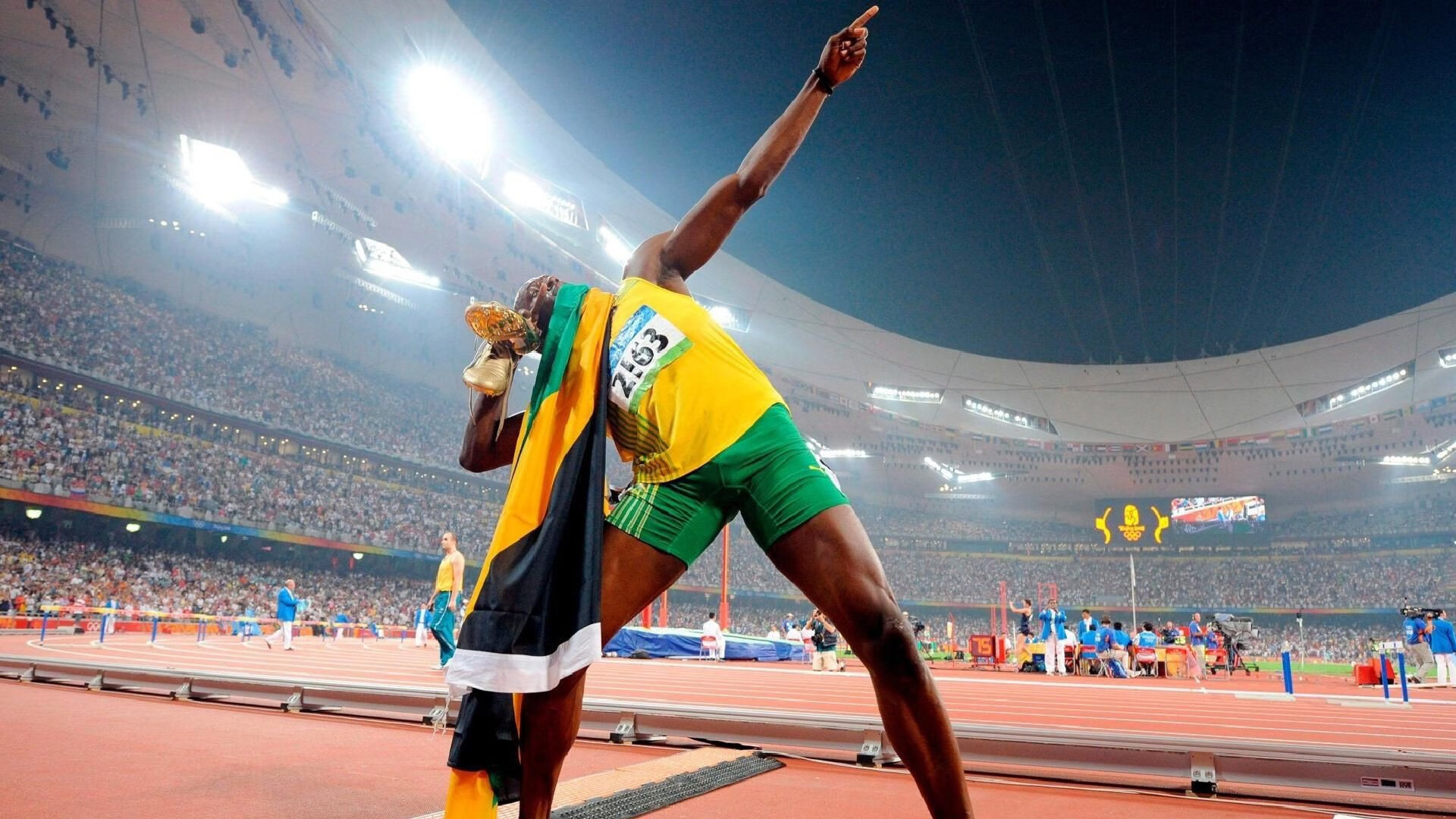 明星运动员参与环保主题路跑传递绿色理念